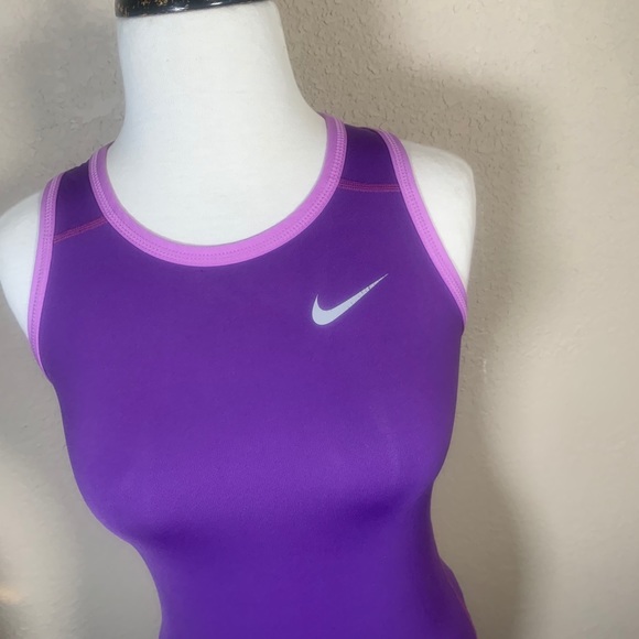 EUC Nike Pro Fitted Dri-Fit Tank - Size Medium - Picture 4 of 14